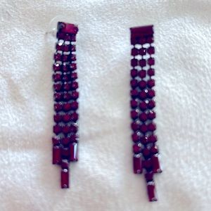 Red stone pierced earrings